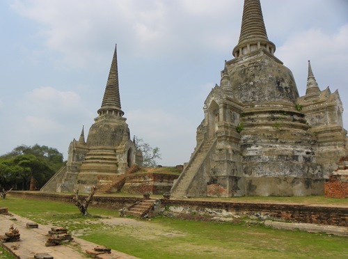 Muss man Ayutthaya in Thailand gesehen haben? Wenn sie Tempel-Ruinen mögen, dann sicher ja. Aber urteilen sie selbst und lesen sie diesen Artikel.
